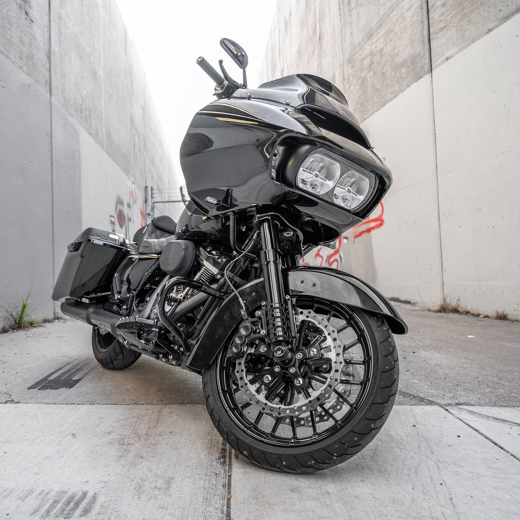 Arlen Ness Method Black "No Flex" Fork Legs For Harley FLT Touring Models