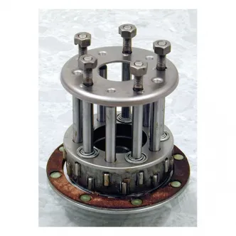 DOSS Clutch Hub Assembly, 5 Stud For 1941-Early 1984 B.T. Models (ARM570509)