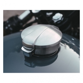 Motone Customs Monza Gas Cap In Brushed Stainless Finish For Harley Davidson 1983-2020 Motorcycles (NMX003+NMX013)