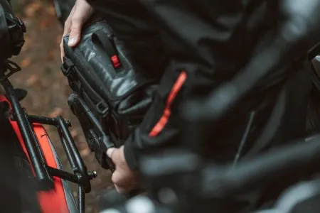 SW-MOTECH Sysbag WP M With Right Adapter Plate (BC.SYS.00.005.12000R)