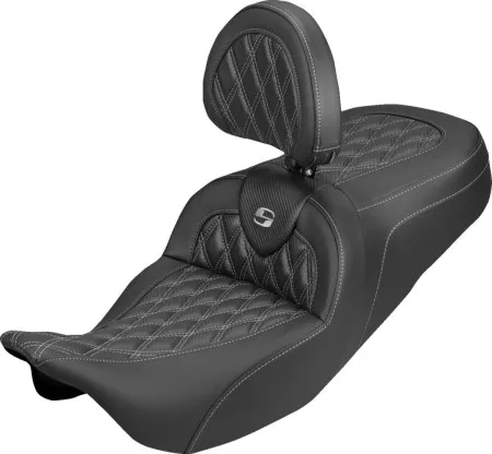 Saddlemen Standard Reach Carbon Fiber Lattice Stitched Roadsofa Seat With Silver Stitching With Drivers Backrest For Harley Davidson 2008-2024 FLHR, FLHT, FLHX & FLTR Touring Models (Does Not Fit 2023-2025 CVO Models) (808-07B-206B5)